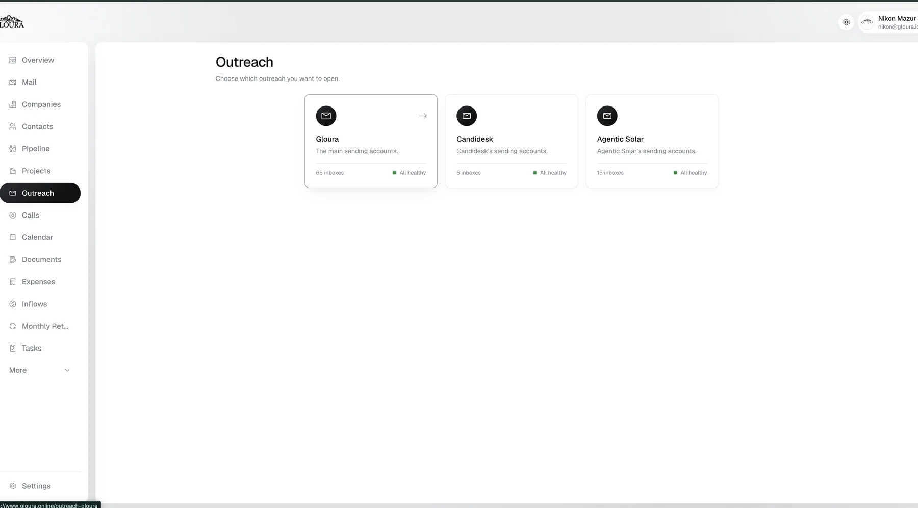 Gloura CRM outreach account picker